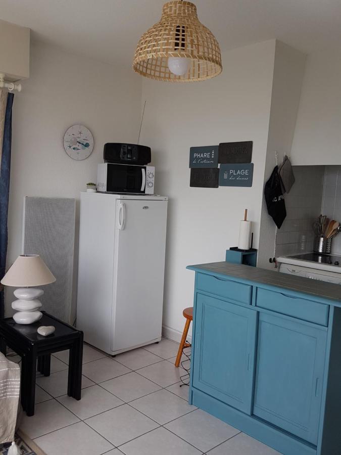 Appartement T2 Vue Mer Les Pieds Dans L'Eau Avec Parking Prive Saint-Jean-de-Monts Exterior photo